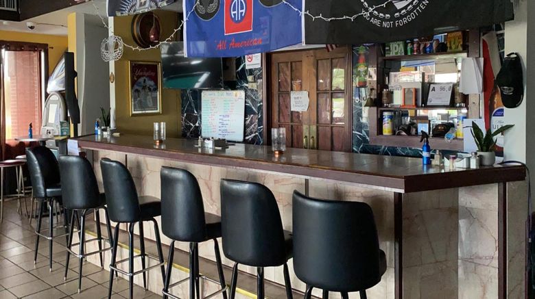 <b>OYO Hotel Wade Fayetteville I-95 Restaurant</b>. Images powered by <a href="https://www.leonardoworldwide.com/" title="Leonardo Worldwide" target="_blank">Leonardo</a>.
