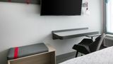 avid hotel Roseville-Minneapolis North Room