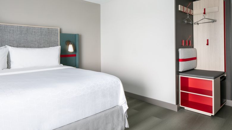 <b>avid hotel Roseville-Minneapolis North Room</b>. Images powered by <a href="https://www.leonardoworldwide.com/" title="Leonardo Worldwide" target="_blank">Leonardo</a>.