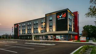 avid hotel Roseville-Minneapolis North
