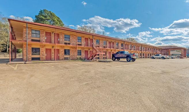 OYO Hotel Jefferson TX Hwy 59 Exterior