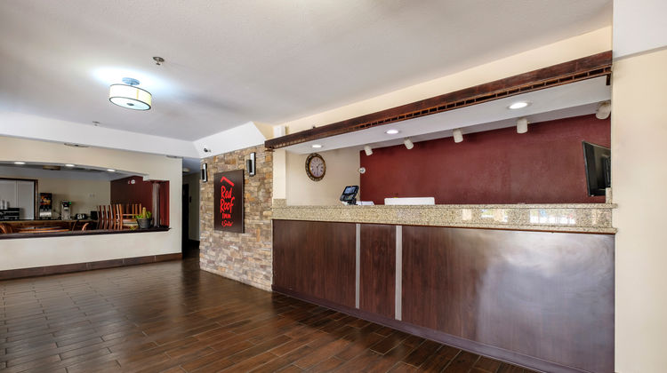 Red Roof Inn & Suites Mobile SW - I-10 Lobby