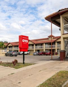 OYO Hotel McAllen Airport South