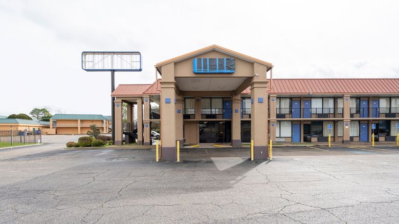 OYO Hotel Bossier City LA - Red River Exterior. Images powered by <a href="https://www.leonardoworldwide.com" target="_blank" rel="noopener">Leonardo</a>.