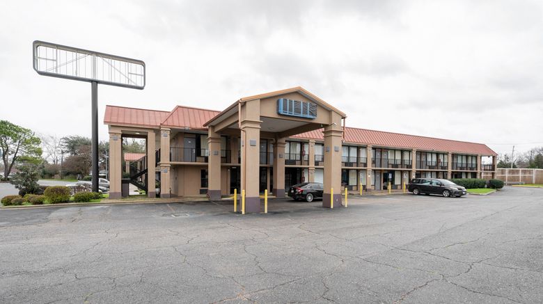 <b>OYO Hotel Bossier City LA - Red River Exterior</b>. Images powered by <a href="https://www.leonardoworldwide.com/" title="Leonardo Worldwide" target="_blank">Leonardo</a>.