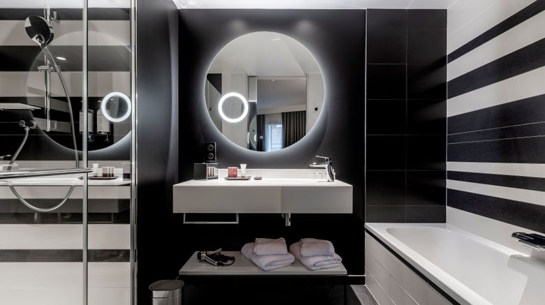 <b>Hotel Villa Koegui Biarritz Room</b>. Images powered by <a href="https://www.leonardoworldwide.com/" title="Leonardo Worldwide" target="_blank">Leonardo</a>.