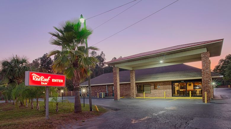 <b>Red Roof Inn Baldwin Exterior</b>. Images powered by <a href="https://www.leonardoworldwide.com/" title="Leonardo Worldwide" target="_blank">Leonardo</a>.
