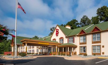 Red Roof Inn & Suites Stafford, VA - Qua