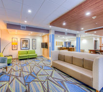 Holiday Inn Express & Suites Remington Lobby
