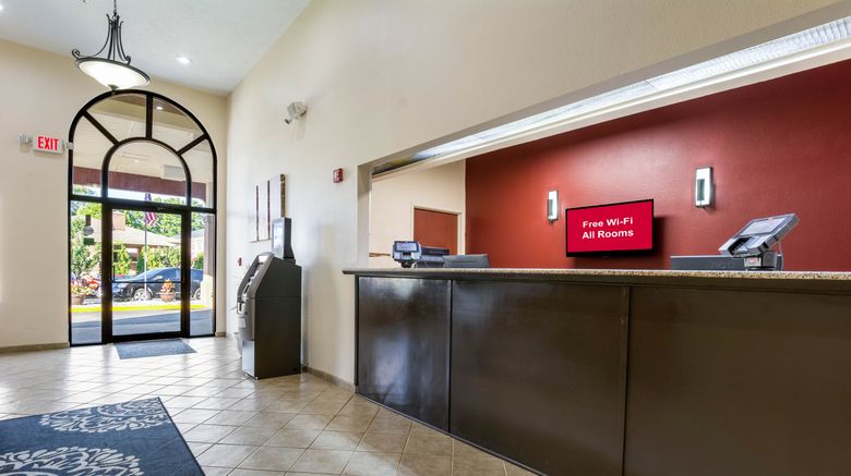 <b>Red Roof Inn Carrollton Lobby</b>. Images powered by <a href="https://www.leonardoworldwide.com/" title="Leonardo Worldwide" target="_blank">Leonardo</a>.