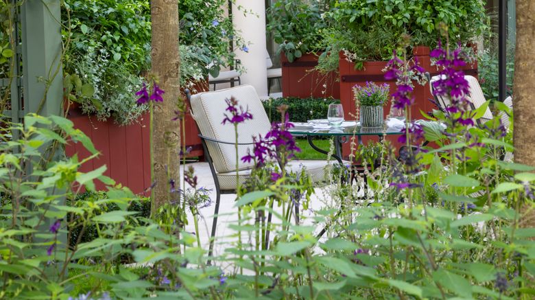 <b>Hotel Le Bristol Exterior</b>. Images powered by <a href=https://www.travelagewest.com/Hotels/Paris/