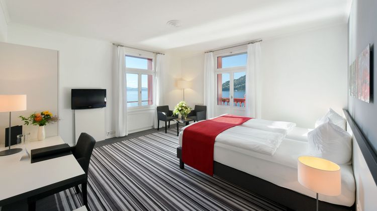 Vitznauerhof Hotel Room