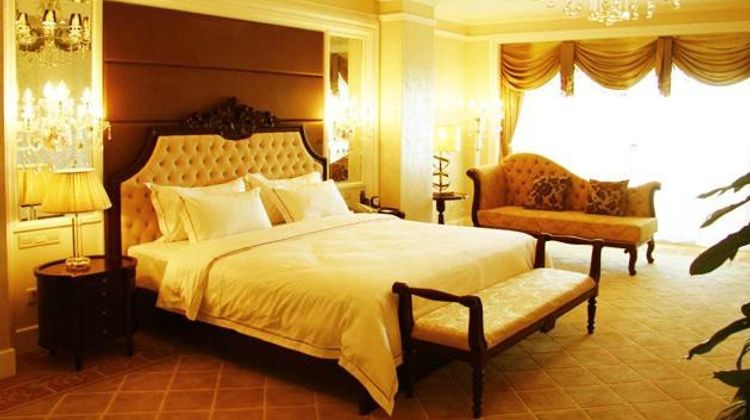 Country Garden Phoenix Hotel Room