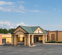 Red Roof Inn Forsyth Exterior