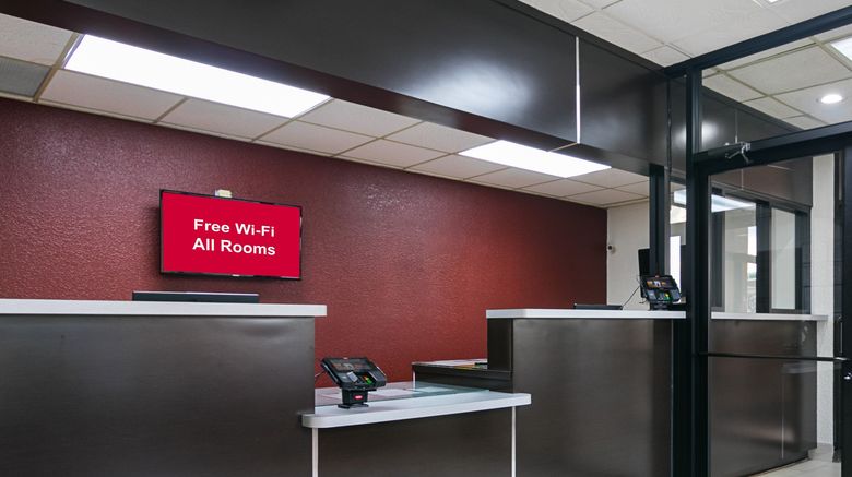 <b>Red Roof Inn Forsyth Lobby</b>. Images powered by <a href="https://www.leonardoworldwide.com/" title="Leonardo Worldwide" target="_blank">Leonardo</a>.
