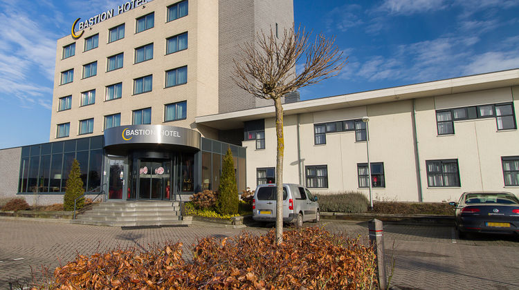 Bastion Hotel Exterior