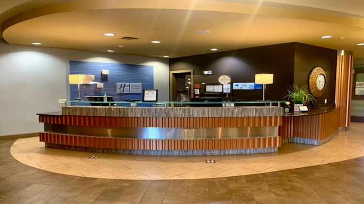 Holiday Inn Express Ntl Fairground Area Lobby