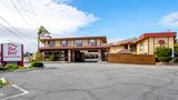 Red Roof Inn & Suites Monterey Exterior