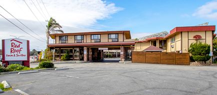 Red Roof Inn & Suites Monterey Exterior