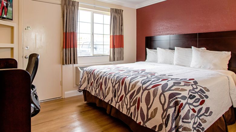 <b>Red Roof Inn & Suites Monterey Room</b>. Images powered by <a href="https://www.leonardoworldwide.com/" title="Leonardo Worldwide" target="_blank">Leonardo</a>.