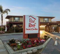 Red Roof Inn & Suites Monterey Exterior