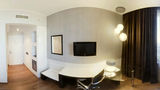 <b>Holiday Inn Genoa City Room</b>. Virtual Tours powered by <a href="https://www.leonardoworldwide.com/" title="Leonardo Worldwide" target="_blank">Leonardo</a>.