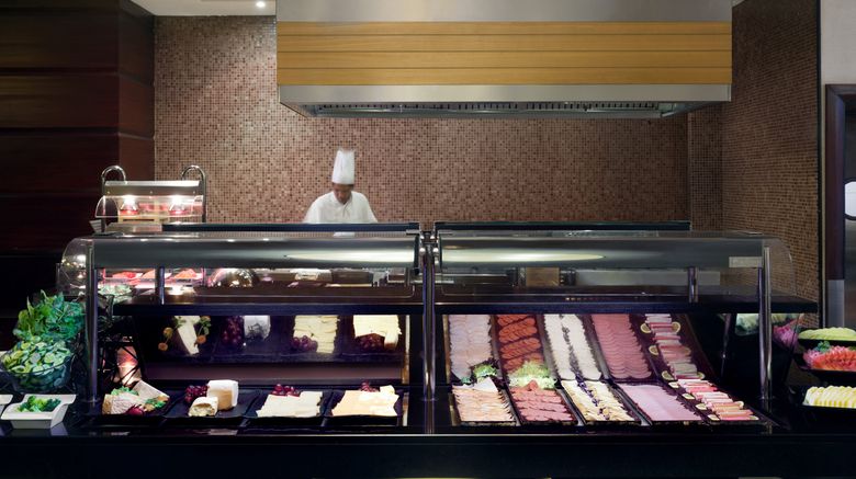 <b>Crowne Plaza Al Khobar Restaurant</b>. Images powered by <a href="https://www.leonardoworldwide.com/" title="Leonardo Worldwide" target="_blank">Leonardo</a>.