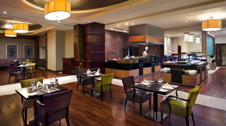 Crowne Plaza Al Khobar Restaurant