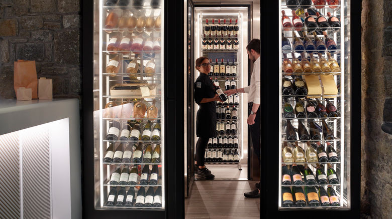 <b>Bill & Coo Luxury Suites Hotel Restaurant</b>. Images powered by <a href="https://www.leonardoworldwide.com/" title="Leonardo Worldwide" target="_blank">Leonardo</a>.
