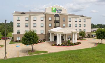 Holiday Inn Express & Suites Van Buren