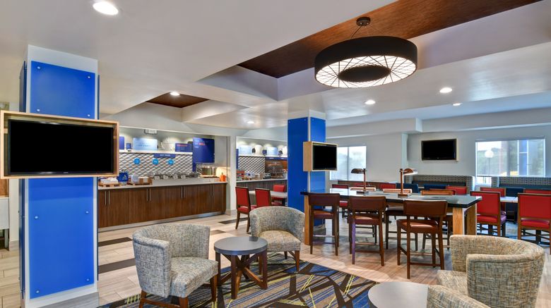 <b>Holiday Inn Express & Suites Anderson Lobby</b>. Images powered by <a href="https://www.leonardoworldwide.com/" title="Leonardo Worldwide" target="_blank">Leonardo</a>.