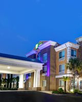 Holiday Inn Express & Suites Anderson