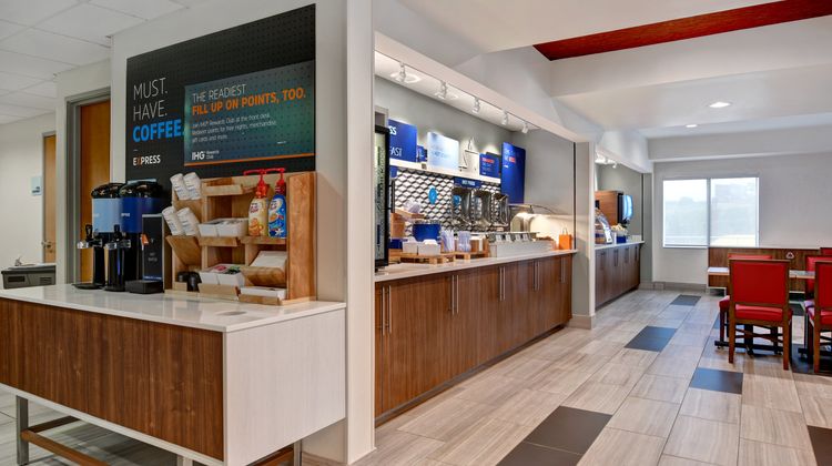 Holiday Inn Express & Suites Anderson Restaurant