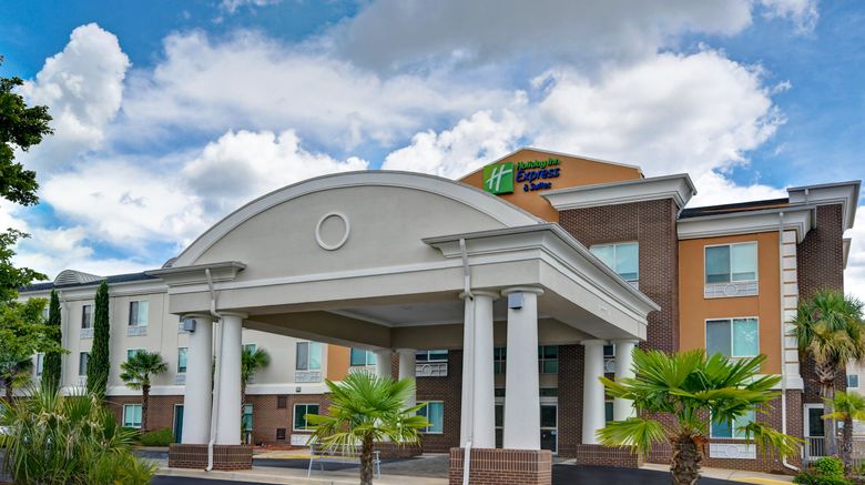 <b>Holiday Inn Express & Suites Anderson Exterior</b>. Images powered by <a href="https://www.leonardoworldwide.com/" title="Leonardo Worldwide" target="_blank">Leonardo</a>.