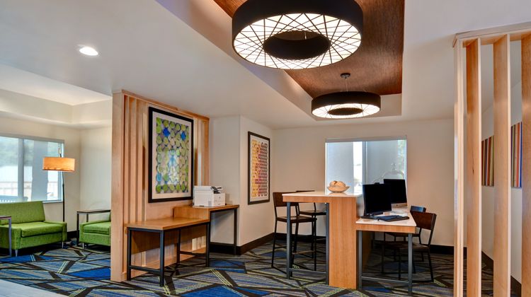 Holiday Inn Express & Suites Anderson Other