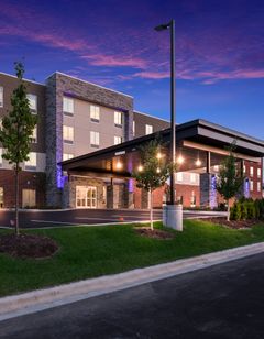 Holiday Inn Express/Stes Hoffman Estates