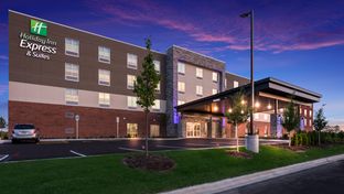 Holiday Inn Express/Stes Hoffman Estates
