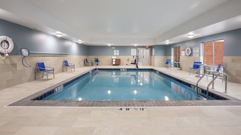 <b>Holiday Inn Express/Stes Hoffman Estates Pool</b>. Images powered by <a href="https://www.leonardoworldwide.com/" title="Leonardo Worldwide" target="_blank">Leonardo</a>.