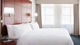 <b>Central Loop Hotel Suite</b>. Images powered by <a href="https://www.leonardoworldwide.com/" title="Leonardo Worldwide" target="_blank">Leonardo</a>.