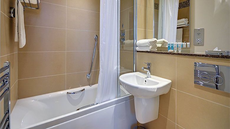 <b>Caladh Inn Room</b>. Images powered by <a href="https://www.leonardoworldwide.com/" title="Leonardo Worldwide" target="_blank">Leonardo</a>.