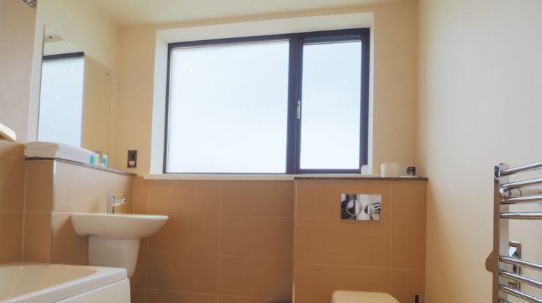 <b>Caladh Inn Room</b>. Images powered by <a href="https://www.leonardoworldwide.com/" title="Leonardo Worldwide" target="_blank">Leonardo</a>.