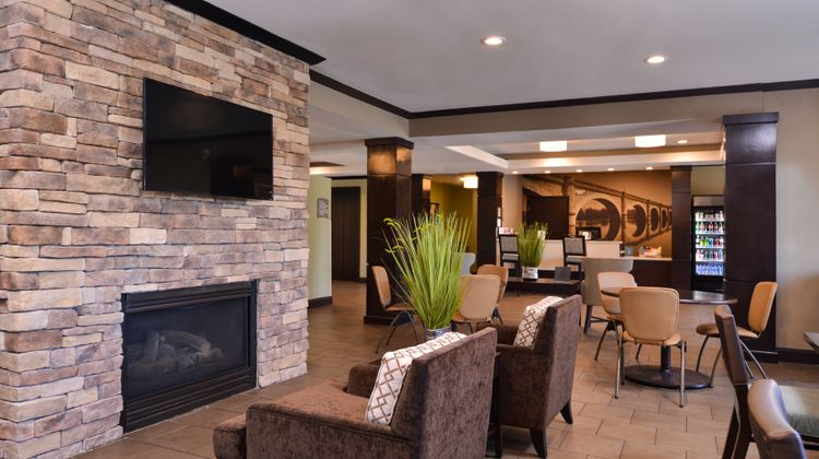 Staybridge Suites Wichita Falls Lobby