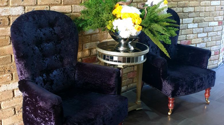<b>The Westbridge Hotel Lobby</b>. Images powered by <a href="https://www.leonardoworldwide.com/" title="Leonardo Worldwide" target="_blank">Leonardo</a>.