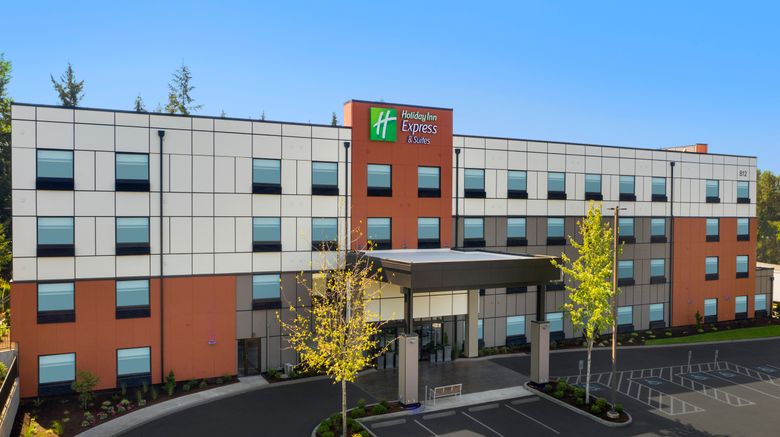 Holiday Inn Express Hotel  and  Suites Exterior. Images powered by <a href="https://www.leonardoworldwide.com" target="_blank" rel="noopener">Leonardo</a>.