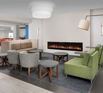 Holiday Inn Express Hotel & Suites Lobby