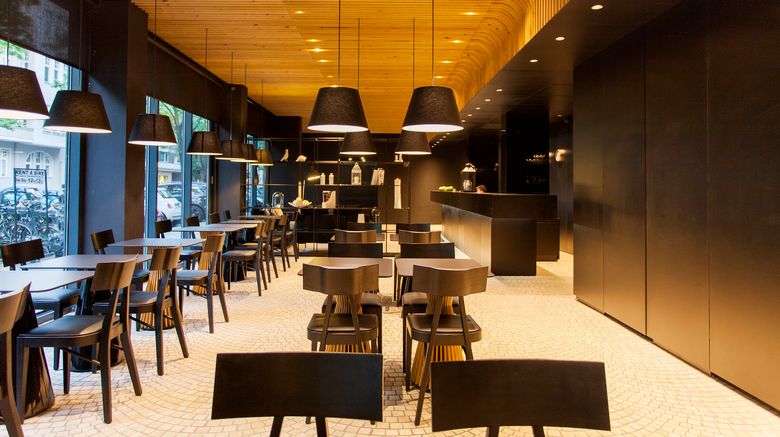 <b>The Quentin Berlin Hotel Kurfurstendamm Restaurant</b>. Images powered by <a href="https://www.leonardoworldwide.com/" title="Leonardo Worldwide" target="_blank">Leonardo</a>.