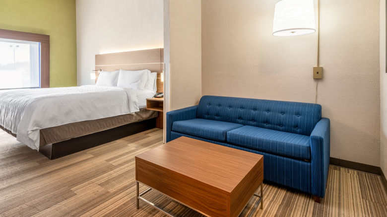 <b>Holiday Inn Express Hotel & Suites Room</b>. Images powered by <a href="https://www.leonardoworldwide.com/" title="Leonardo Worldwide" target="_blank">Leonardo</a>.