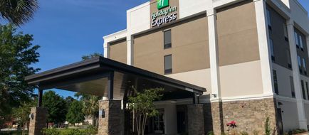 Holiday Inn Express Statesboro Exterior
