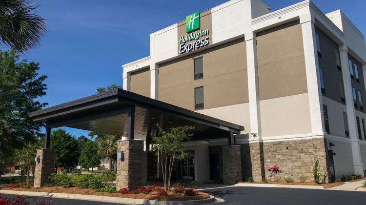 Holiday Inn Express Statesboro Exterior