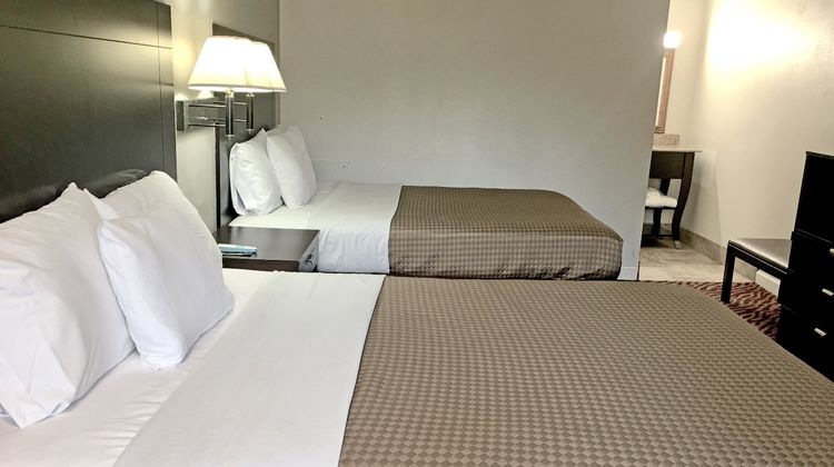Red Carpet Inn & Suites Danville Room